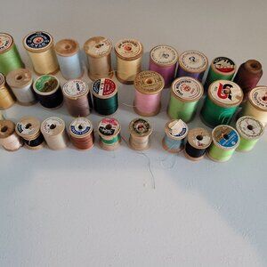 Vintage 28 wood spools of thread